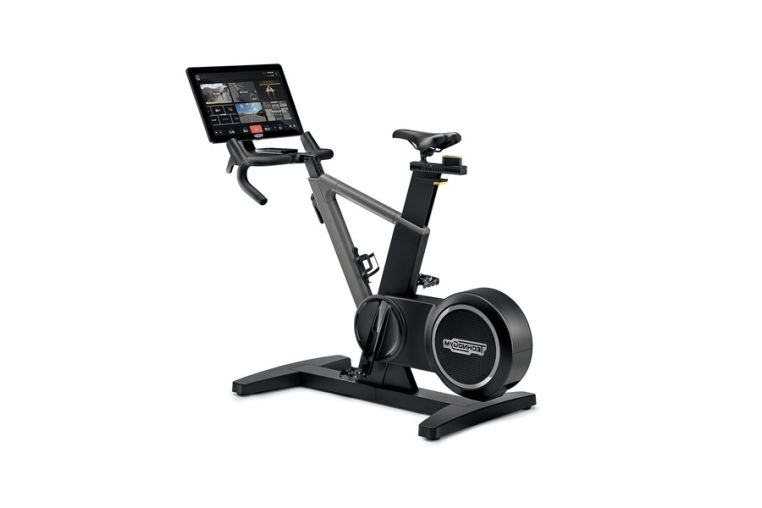 Вертикальный велотренажер Technogym Ride фото 2