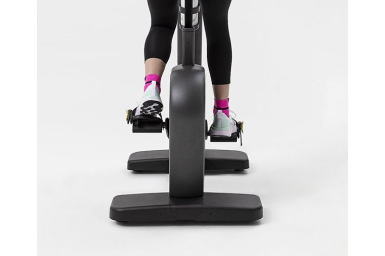 Велотренажер Technogym Excite Live Bike 700 Human Powered фото 2