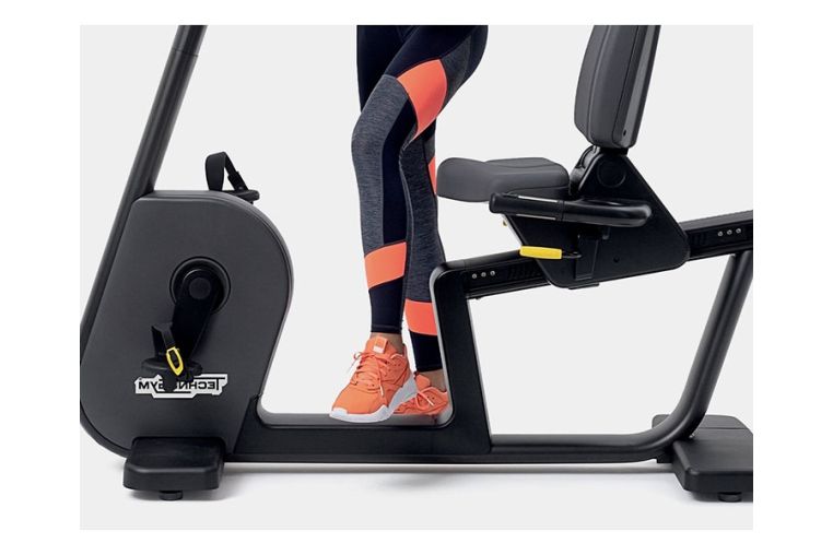 Велотренажер Technogym Excite Live Recline 7000 фото 4