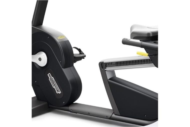 Велотренажер Technogym Recline фото 7