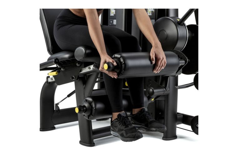 Грузоблочный тренажер на нижнюю часть тела Technogym Selection 700 Двойное сгибание/разгибание ног фото 2