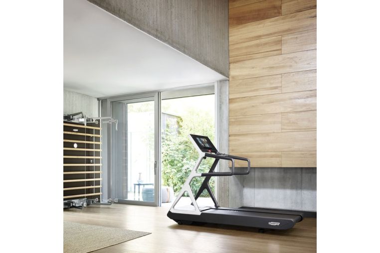 Беговая дорожка Technogym Run Personal фото 10