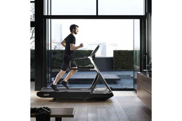 Беговая дорожка Technogym Run Personal фото 17