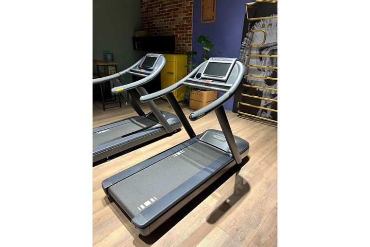 Беговая дорожка Technogym Jog 700 Unity (Grey display) фото 1