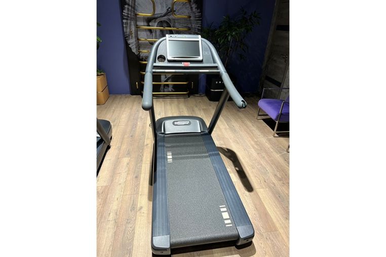 Беговая дорожка Technogym Jog 700 Unity (Grey display) фото 2