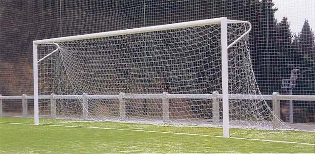 Сетка kv. Сетка футбольная ppf-11-2. Размеры сетки для футбольных ворот. Сетка для футбольных ворот 7. 5х1,5х1,5 м нить 2.